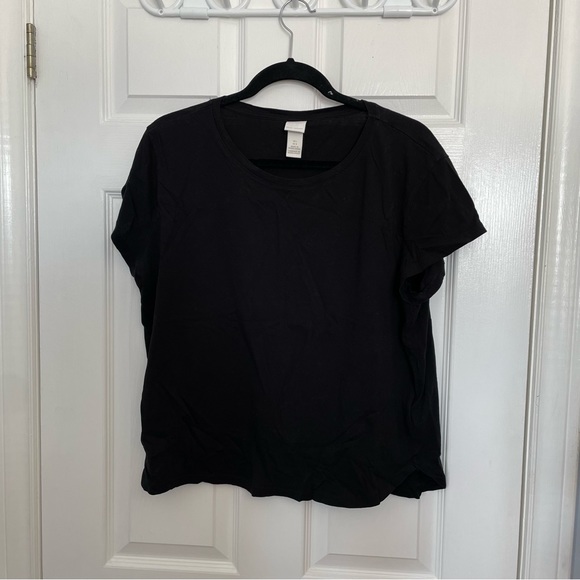 Black t-shirt from H&M - Picture 1 of 1